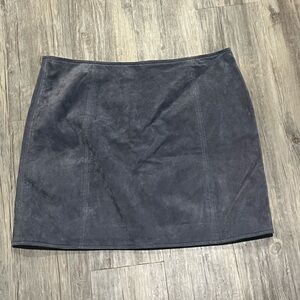 Blank NYC gray suede mini skirt- size 31